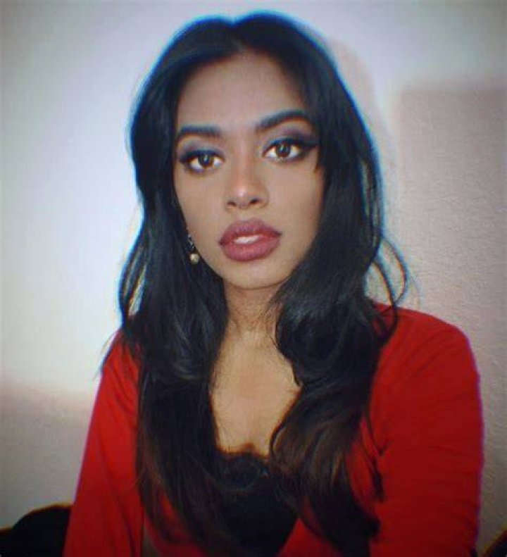 Adhisty Zara Height, Weight, Net Worth, Age, Birthday, Wikipedia, Who, Instagram, Biography