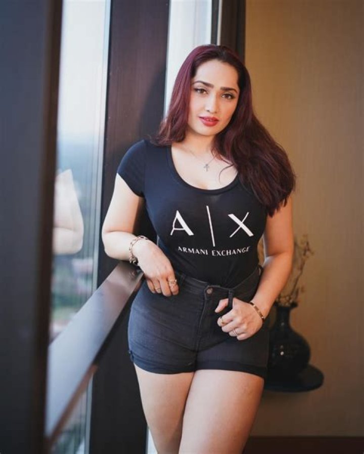 
Aditi Mistry Height, Weight, Net Worth, Age, Birthday, Wikipedia, Who, Nationality, Biography 