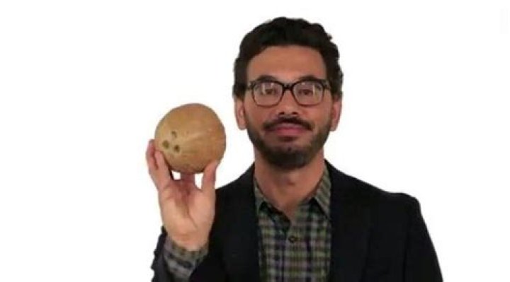 Al Madrigal Height, Weight, Net Worth, Age, Birthday, Wikipedia, Who, Nationality, Biography