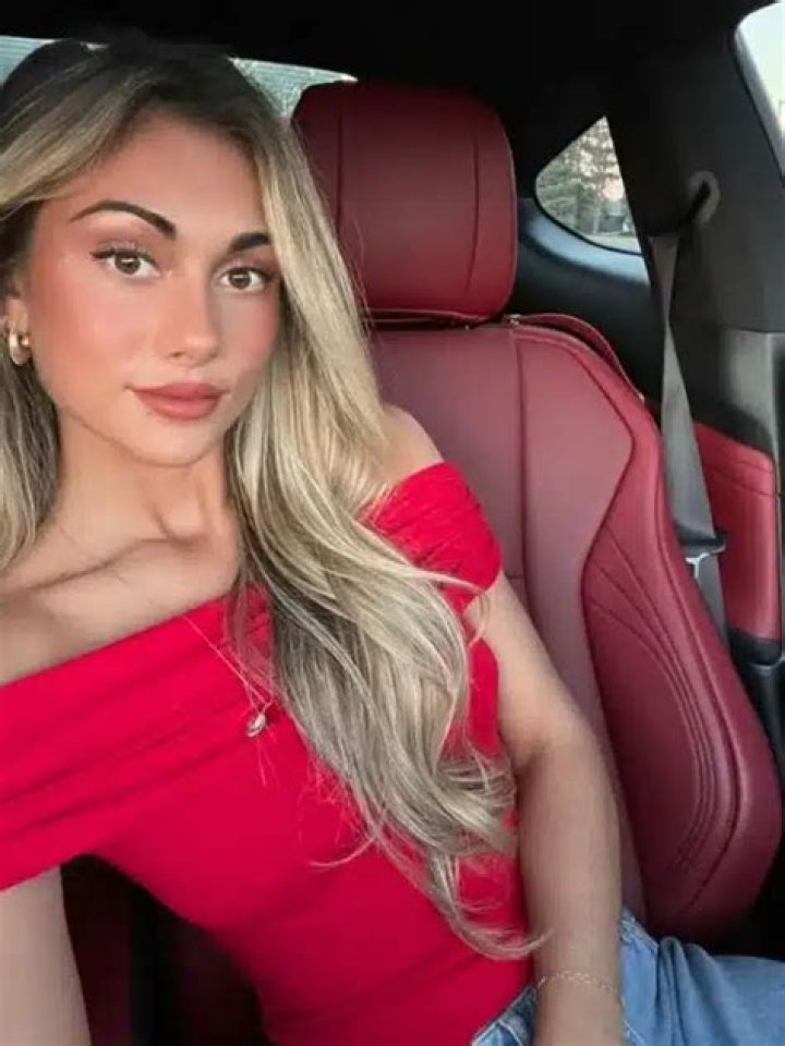 
Aranza Cesarii Height, Weight, Net Worth, Age, Wiki, Who, Instagram, Biography 