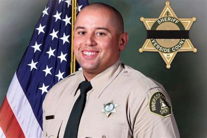 
California Deputy, 32, Shot and Killed During Traffic Stop 