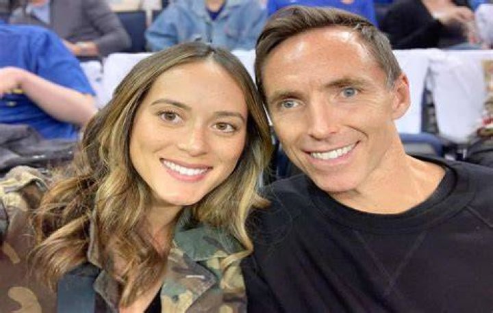 
Charlie Frederick Height, Weight, Net Worth, Age, Birthday, Wikipedia, Who, Instagram, Biography 