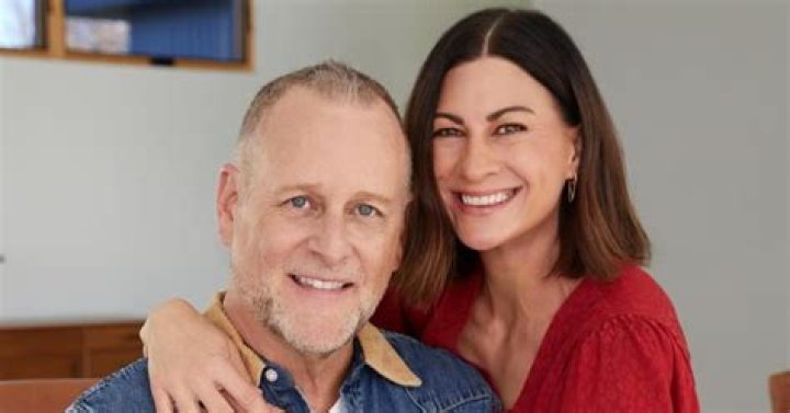 Dave Coulier’s relationship status. Who is his wife and Net Worth?