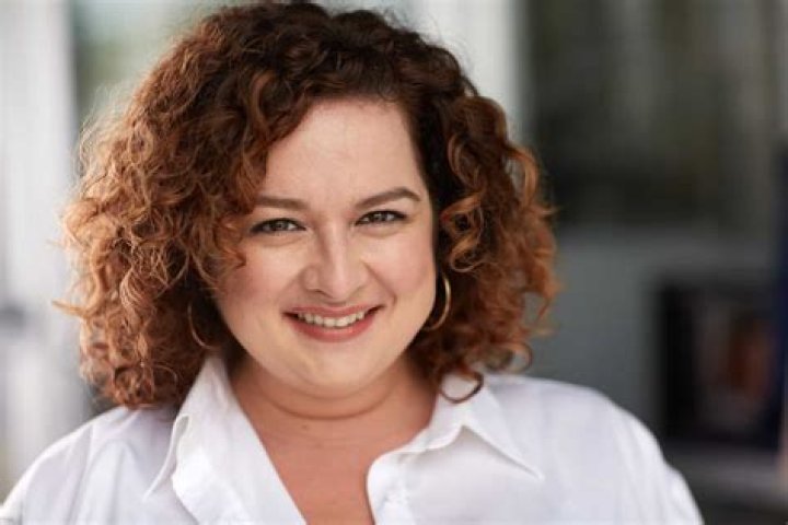 Dierdre Friel Height, Weight, Net Worth, Age, Birthday, Wikipedia, Who, Nationality, Biography