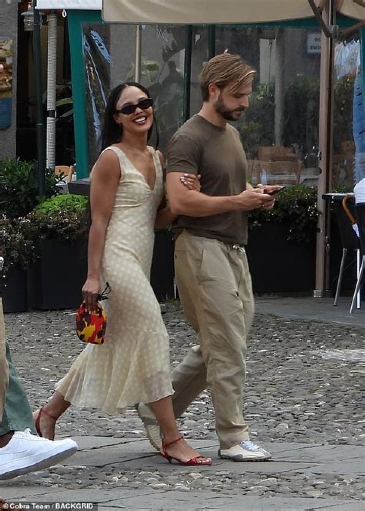Does Tessa Thompson Have A Boyfriend? Dating History On The Actress Explored
