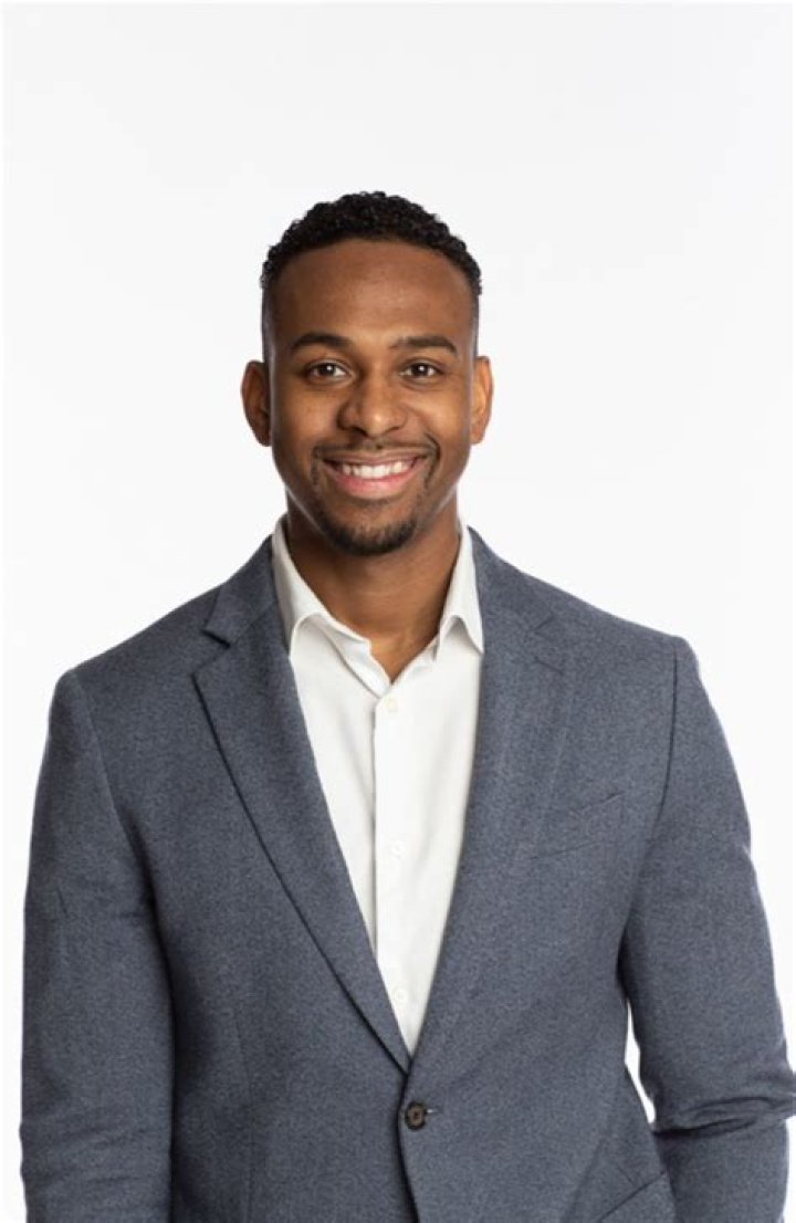 
Dr. Cameron Webb Height, Weight, Net Worth, Age, Birthday, Wikipedia, Who, Instagram, Biography 
