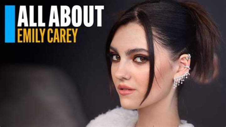 Emily Carey Height, Weight, Net Worth, Age, Wiki, Who, Instagram, Biography