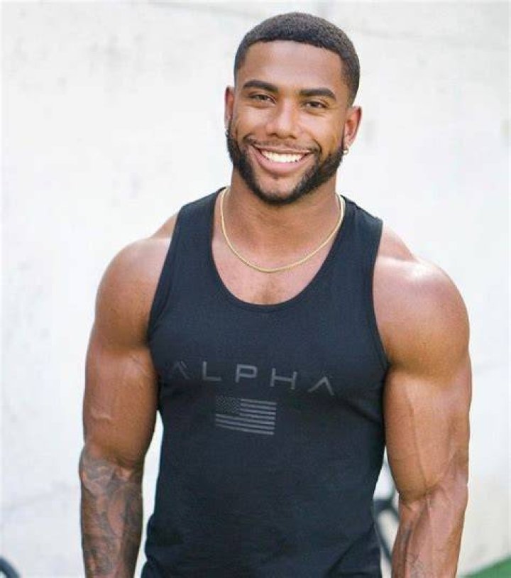 
Errol Cummings Jr. Height, Weight, Net Worth, Age, Birthday, Wikipedia, Who, Nationality, Biography 