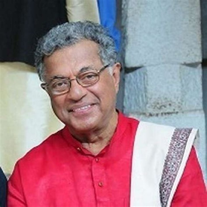 Girish Raghunath Karnad Height, Weight, Net Worth, Age, Birthday, Wikipedia, Who, Instagram, Biography