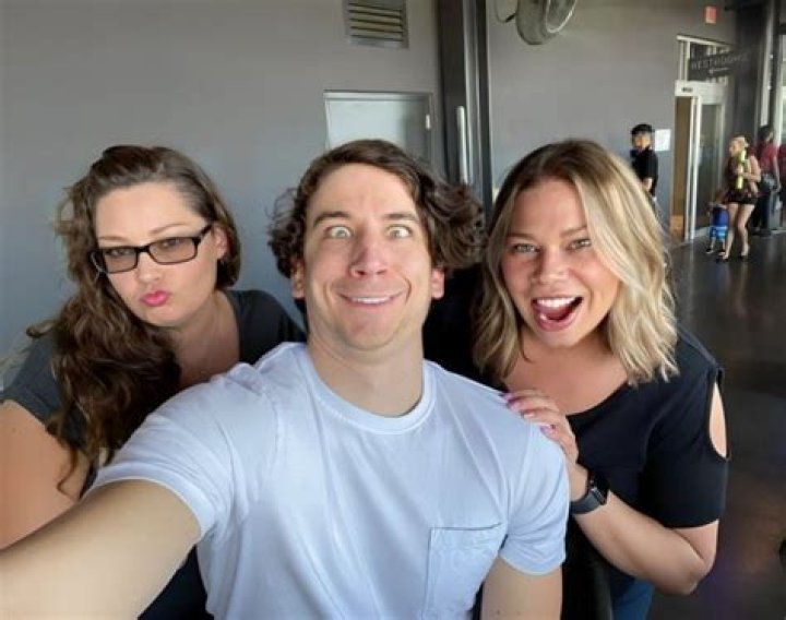 How old is Daniel Thrasher? Age, Girlfriend, Net Worth, Biography