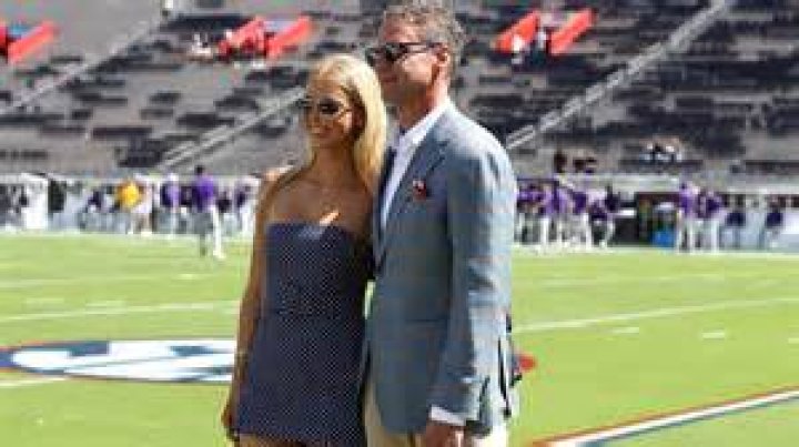 
Is Lane Kiffin Married? Know Lane Kiffin Bio, Net Worth, Age, Height, Wife 