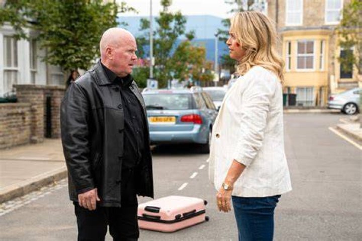 
Is Sam Mitchell Pregnant In Real Life? All About Kim Medcalf Husband And Married Life In Real 