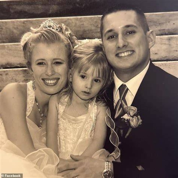 
Kaylin Gillis Husband: Was She Married? Woman Shot to Death by Man 