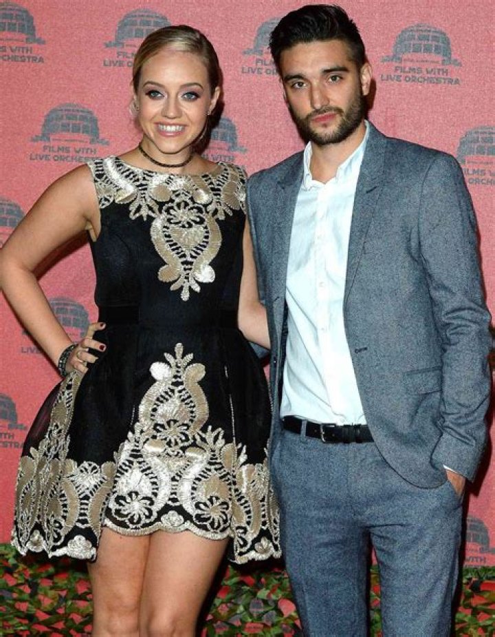 
Kelsey Hardwick Age Gap With Tom Parker, Meet His Son Bodhi Thomas Paris Parker 