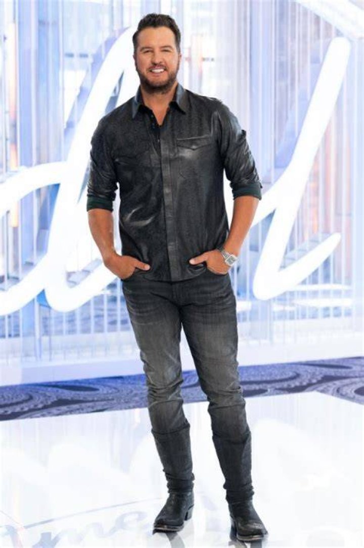 Luke Bryan Height, Weight, Net Worth, Age, Birthday, Wikipedia, Who, Nationality, Biography