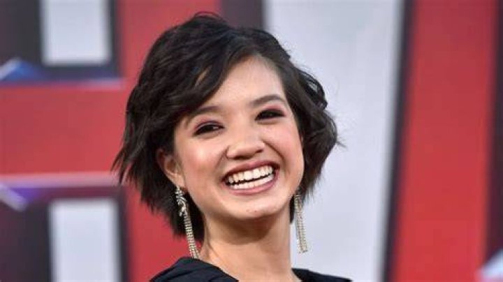 Peyton Elizabeth Lee Height, Weight, Net Worth, Age, Birthday, Wikipedia, Who, Nationality, Biography