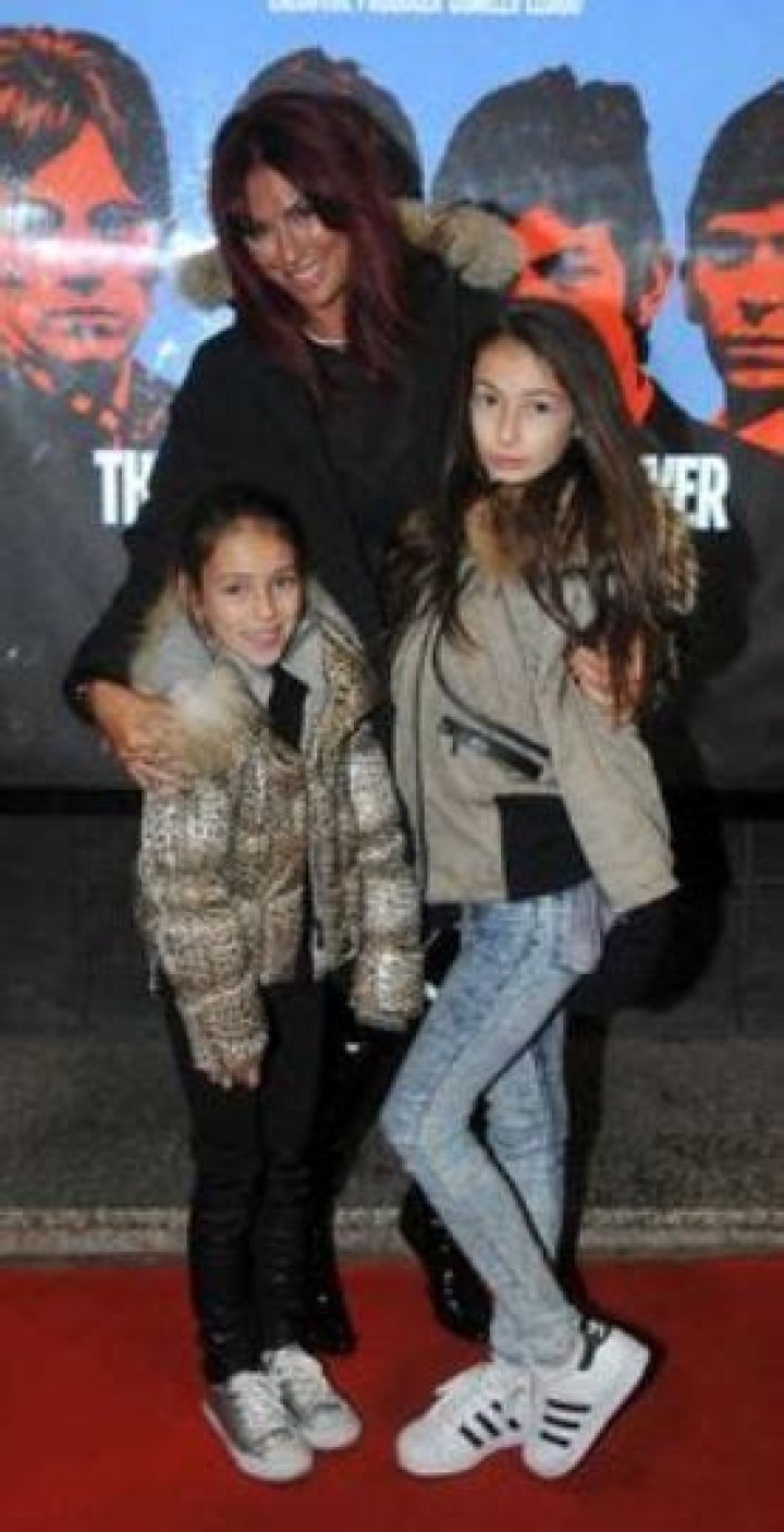 
RHOCH Lauren Simon Had Two Daughters Gigi And Kika With Paul Simon 