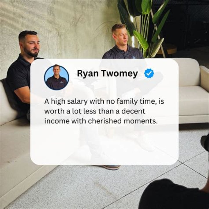 Ryan Twomey Height, Weight, Net Worth, Age, Birthday, Wikipedia, Who, Instagram, Biography