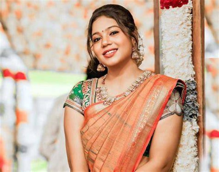 
Shivani Dar Height, Weight, Net Worth, Age, Birthday, Wikipedia, Who, Instagram, Biography 