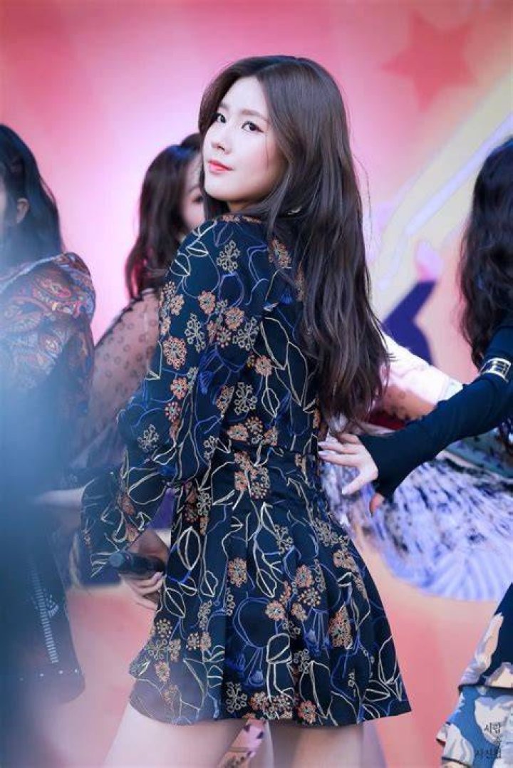 
The Untold Truth of (G)I-DLE Member – Cho Mi-yeon 