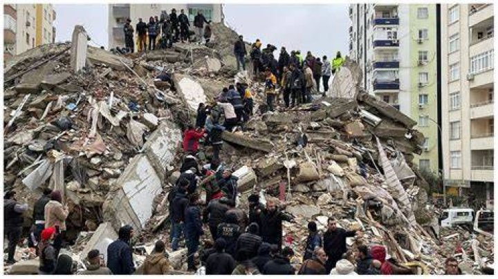 
WATCH: Terrifying video shows building collapse during Turkey earthquake that left over 4000 dead 