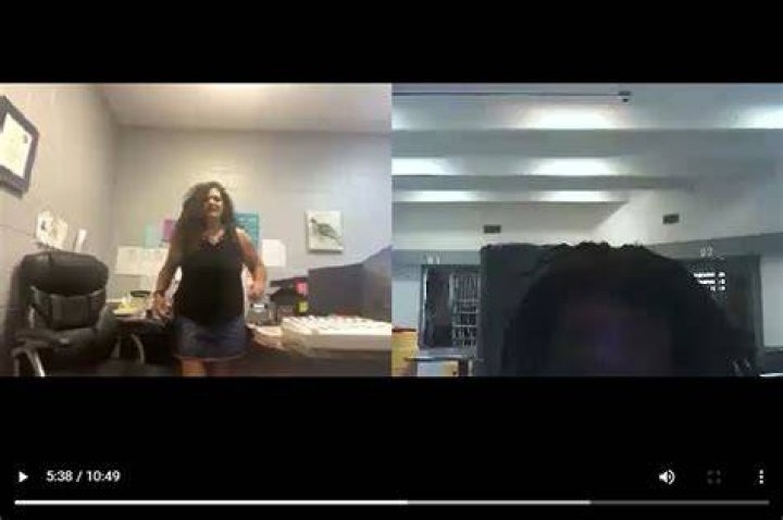 
What did Donna Barber do? Franklin County teacher resigns as explicit chats with imprisoned boyfriend comes to light 