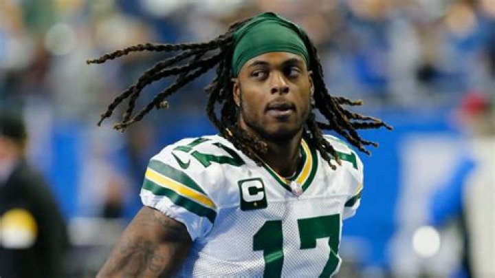 
Who are Davante Adamss Parents? Davante Adams Biography, Parents Name and More 