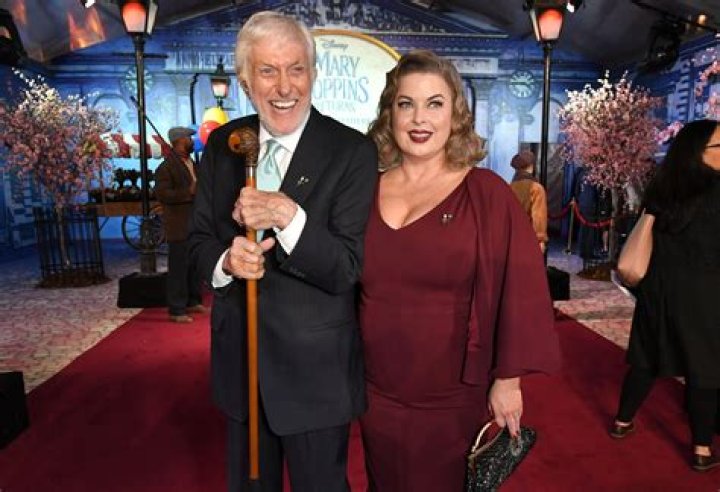 
Who is Arlene Silver, Dick Van Dyke’s wife? 