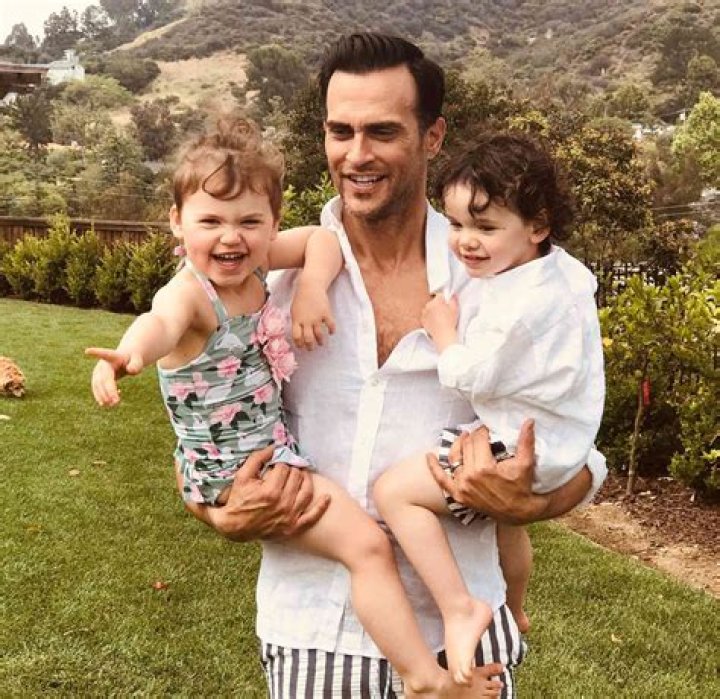 
Who Is Cheyenne Jackson Husband Jason Landau? Age Gap And Kids Details Explored 