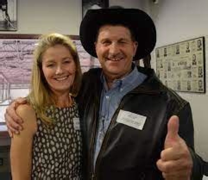 
Who Is Clint Malarchuk Wife Joanie Malarchuk? Here Is What We Know About His Family 