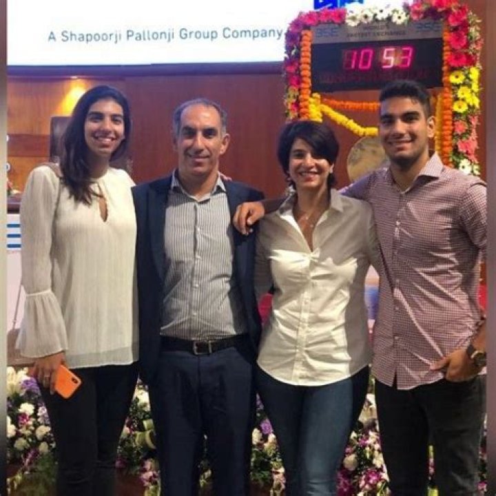 
Who Is Jehan Daruvala Father Khurshed Daruvala? Parents Names Revealed 