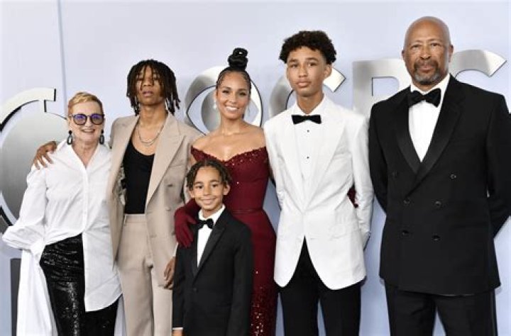 
Who Is Susan Gallagher Husband James Allen Jahna? Kids Family And Net Worth 