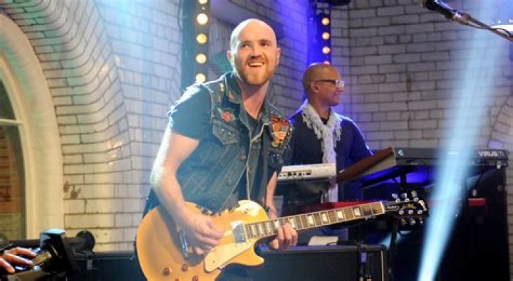 
Who were Gerard Sheehan, Rachel Sheehan? All about The Script guitarist Mark Sheehan’s parents 