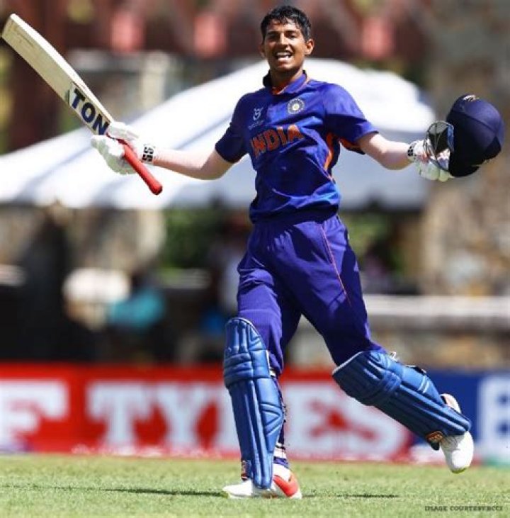 
Yash Dhull Height, Weight, Net Worth, Age, Birthday, Wikipedia, Who, Nationality, Biography 